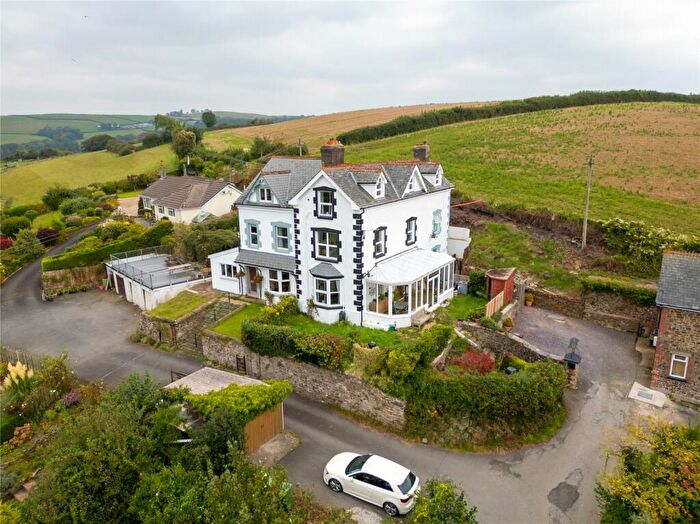 4 Bedroom House For Sale In Bideford, Devon, EX39