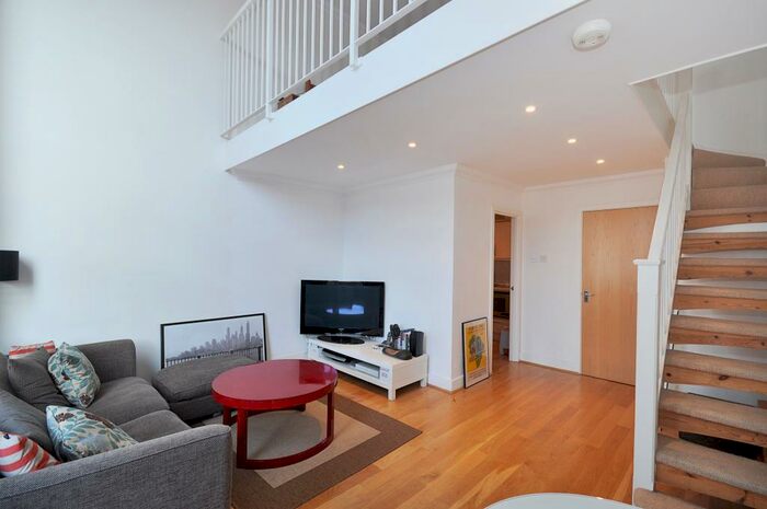 1 Bedroom Apartment To Rent In Gunter Grove, SW10