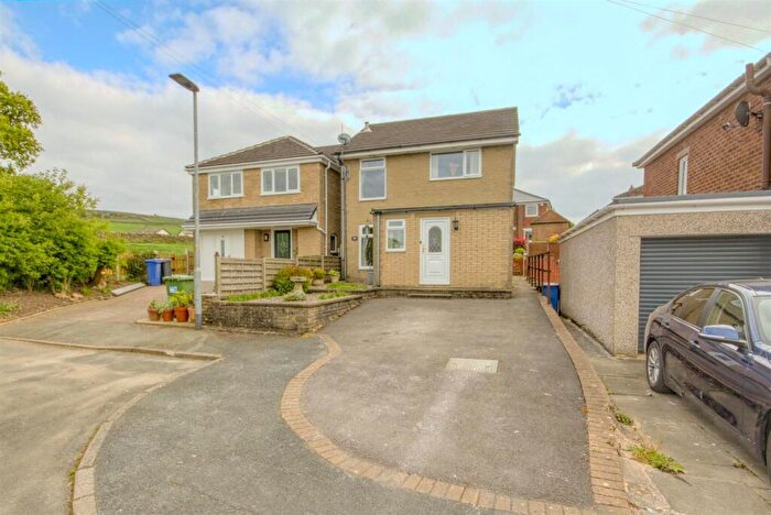 3 Bedroom Detached House For Sale In Reeval Close, Earby, BB18