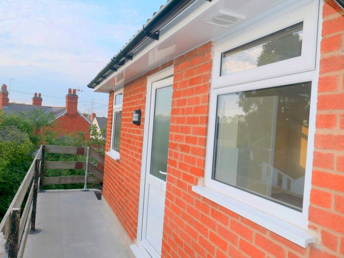 2 Bedroom Flat To Rent In Stamford Street, Glenfield, LE3