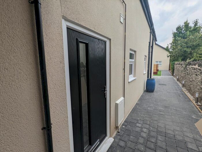 2 Bedroom Flat To Rent In Egerton Street, Canton, Cardiff, CF5