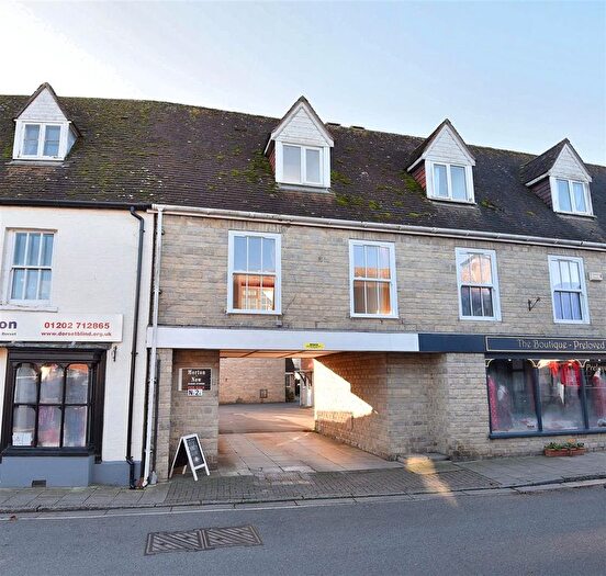 1 Bedroom Detached House For Sale In Market Cross, Sturminster Newton, DT10