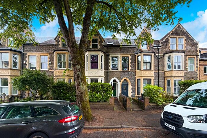2 Bedroom Flat For Sale In Conway Road, Pontcanna, CF11