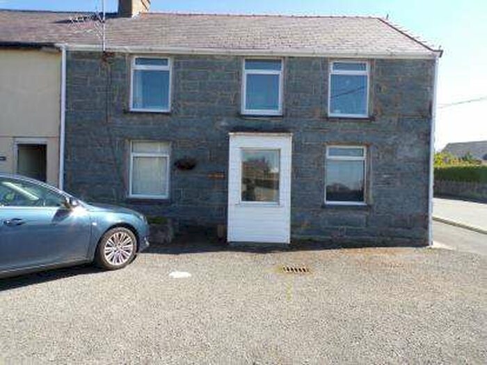 Houses for sale & to rent in LL55 3PP,,Penisarwaun, Caernarfon