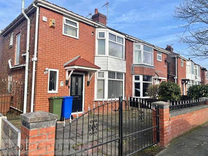 3 Bedroom Semi Detached House To Rent In Scott Road, Droylsden, Manchester, Greater Manchester, M43