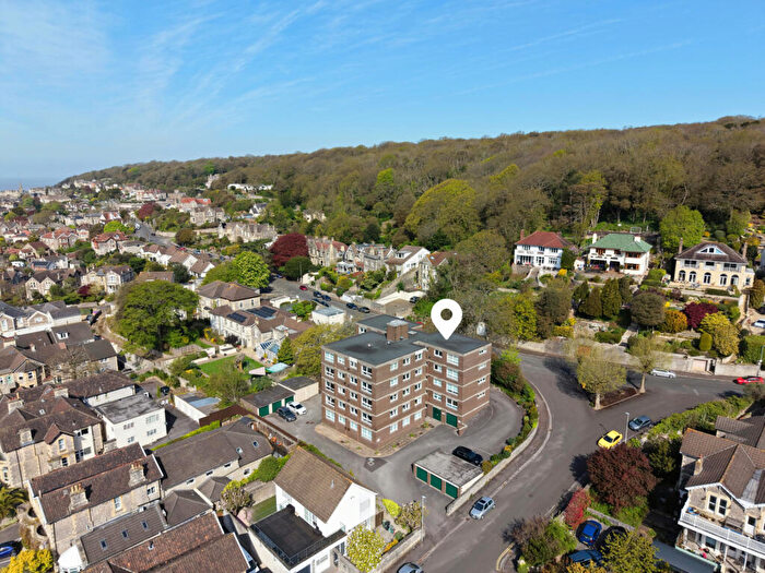 2 Bedroom Flat For Sale In Kingsholme Court, Arundell Road, BS23