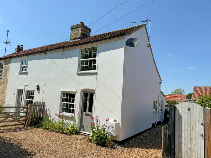 2 Bedroom Cottage To Rent In Mill Street, Isleham, CB7