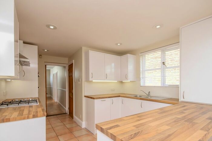 3 Bedroom Terraced House To Rent In St. Thomas Street, Oxford, OX1