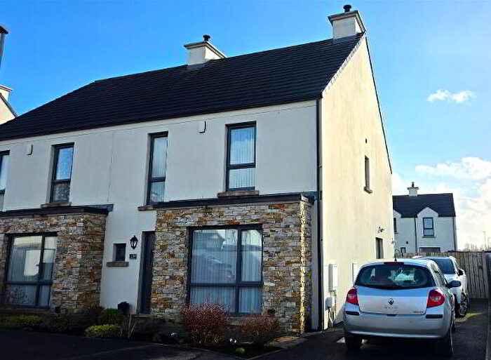 3 Bedroom Semi-Detached House For Sale In Oakwood, Antrim, BT41