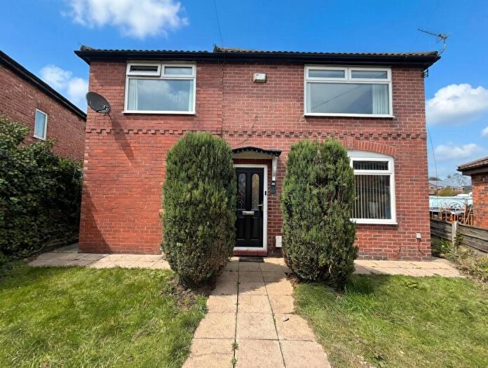 4 Bedroom Detached House For Sale In Williams Crescent, Chadderton, OL9