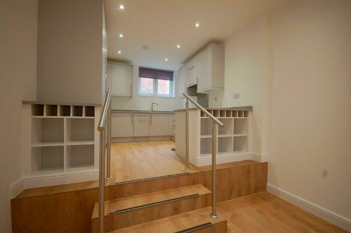 2 Bedroom Apartment To Rent In High Street, Ruislip, HA4
