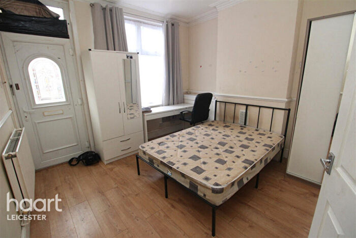 4 Bedroom Terraced House To Rent In Tudor Road, Leicester, LE3