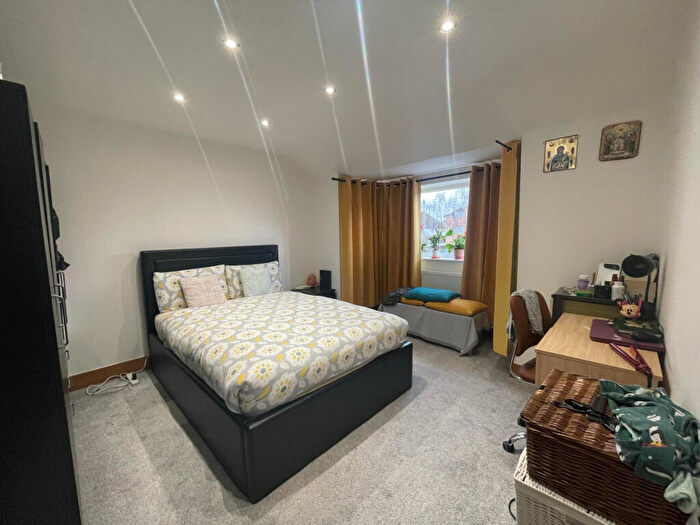 3 Bedroom Apartment To Rent In Manor Road, Mitcham, CR4