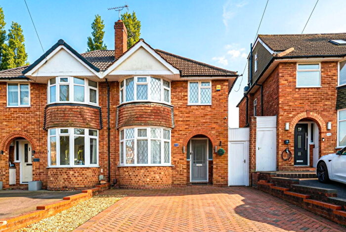 3 Bedroom Semi Detached House For Sale In Acheson Road, Shirley, B90