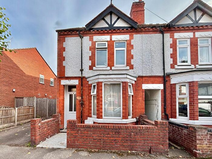 3 Bedroom Semi Detached House To Rent In Earls Road, Nuneaton, CV11