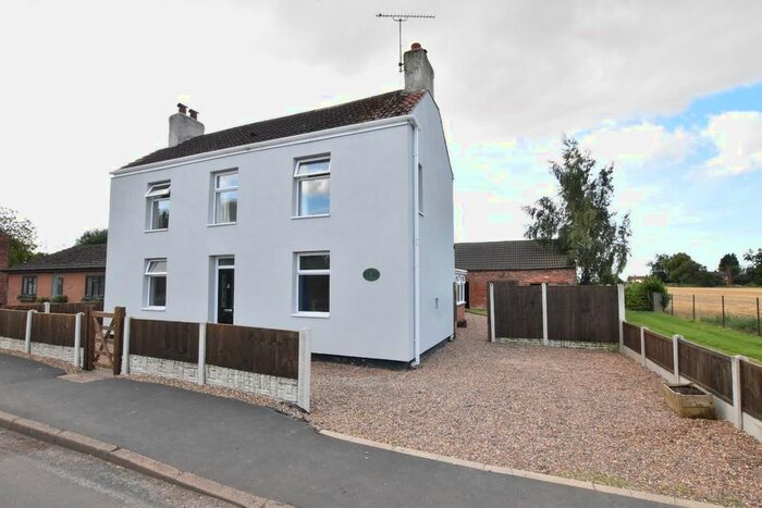 4 Bedroom Detached House To Rent In Shore Road, Garthorpe, Scunthorpe, DN17