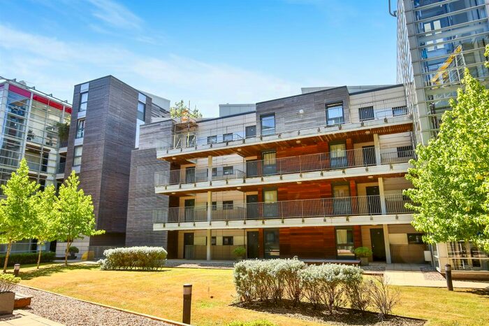 2 Bedroom Flat To Rent In Geoffrey Watling Way, Norwich, NR1