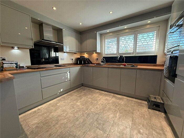 3 Bedroom Bungalow For Sale In Jaywick Lane, Clacton-on-Sea, Essex, CO15