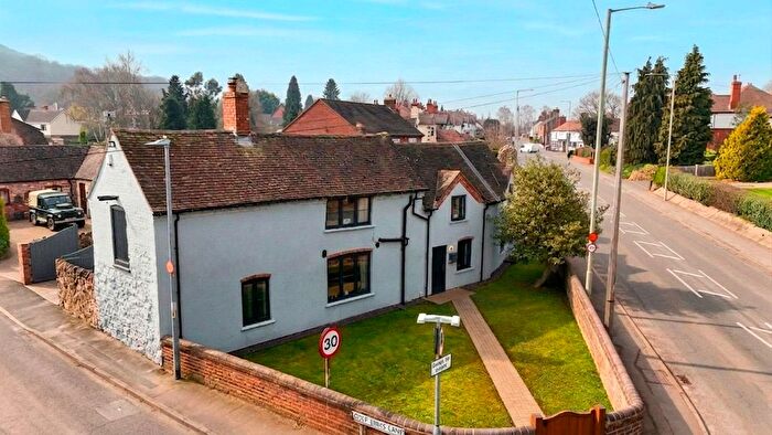 4 Bedroom Detached House For Sale In Holyhead Road, Wellington, Telford, Shropshire, TF1