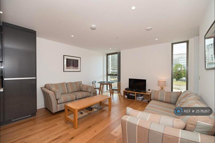 1 Bedroom Flat To Rent In Caithness Walk, East Croydon, CR0