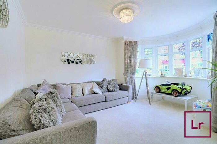 3 Bedroom Property To Rent In Yeading Avenue, Harrow, HA2