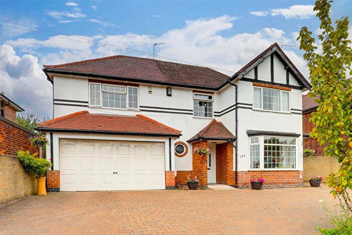 3 Bedroom Detached House For Sale In Derby Road, Beeston, Nottinghamshire, NG9