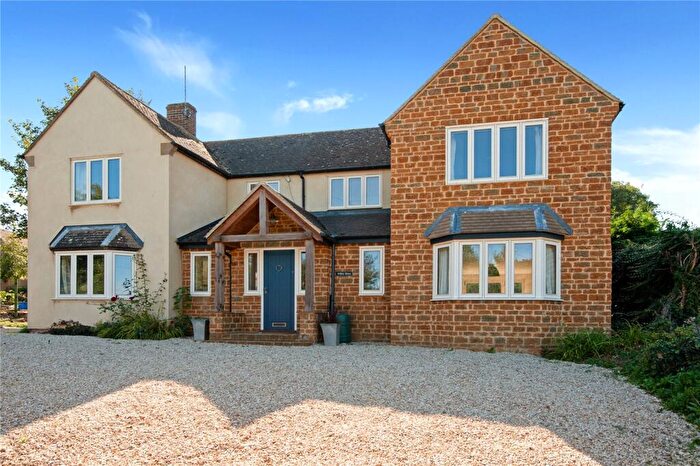 4 Bedroom Detached House To Rent In Wardington, Banbury, Oxfordshire, OX17
