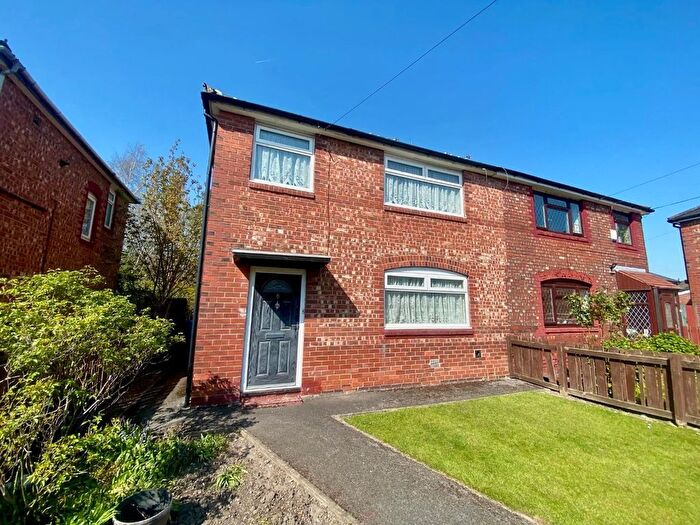 3 Bedroom Semi Detached House For Sale In Congleton Avenue, Fallowfield, M14