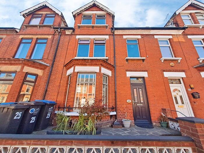 4 Bedroom Terraced House For Sale In Beatrice Road, Margate, Kent, CT9