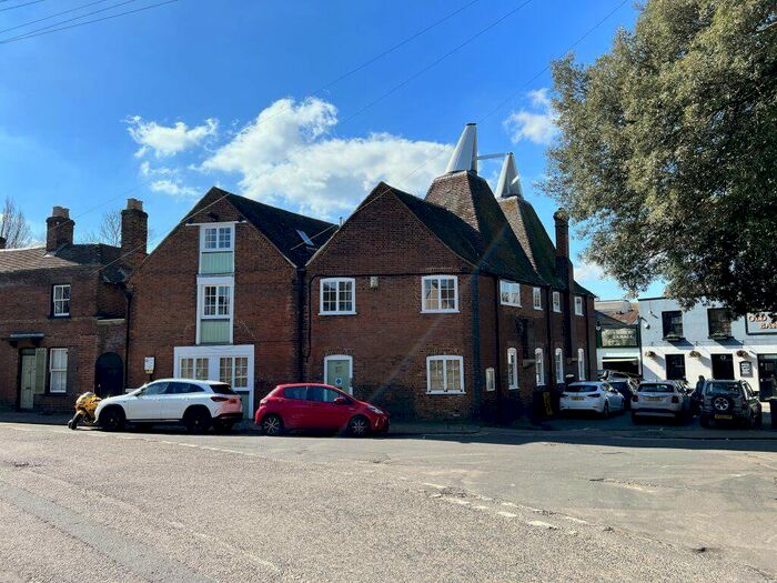 4 Bedroom Flat To Rent In The Old Oast, CT1