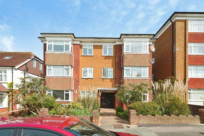 1 Bedroom Apartment For Sale In Davigdor Road, Hove, BN3