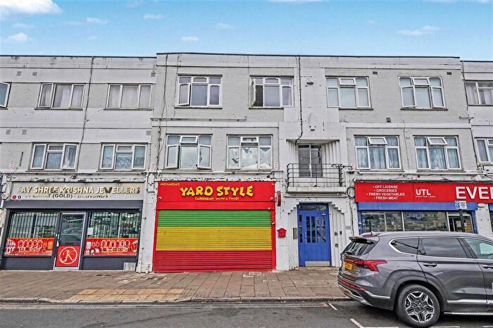2 Bedroom Flat For Sale In Northolt Road, Harrow, HA2
