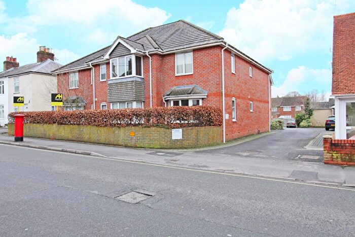 1 Bedroom Flat To Rent In Millway Road, Andover, Hampshire, SP10