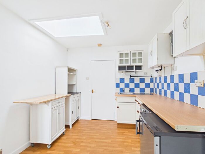 Studio To Rent In Whaddon Drive, Cheltenham, GL52