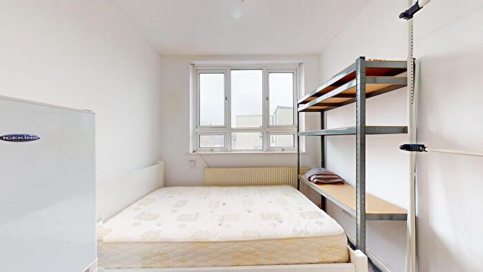 Studio To Rent In High Street, London, NW10