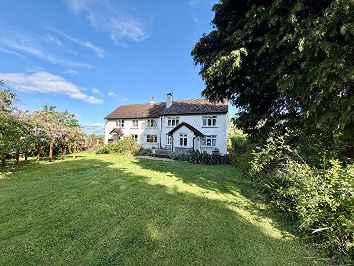 4 Bedroom Detached House For Sale In Llanwenarth, Abergavenny, NP7
