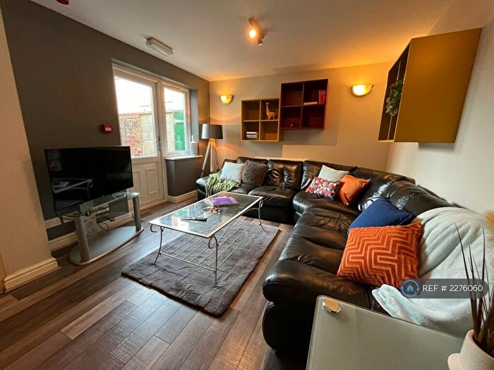 5 Bedroom Terraced House To Rent In Blantyre Road, Liverpool, L15