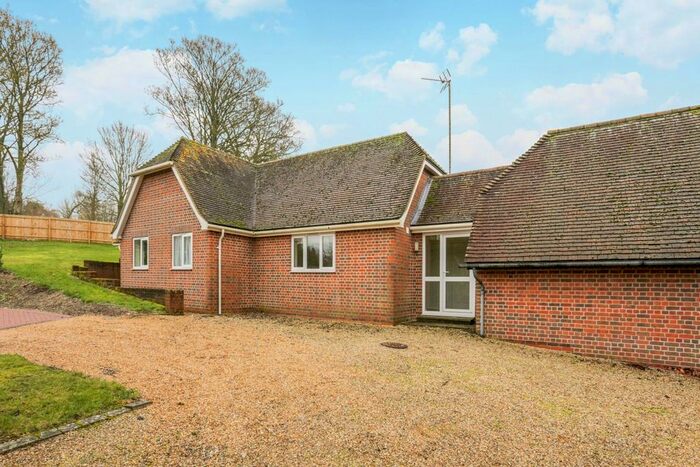 2 Bedroom Bungalow To Rent In Winterbourne Road, Boxford, Newbury, RG20