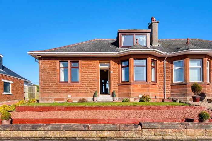 3 Bedroom Semi-Detached Bungalow For Sale In Bradda Avenue, Burnside, Glasgow, G73