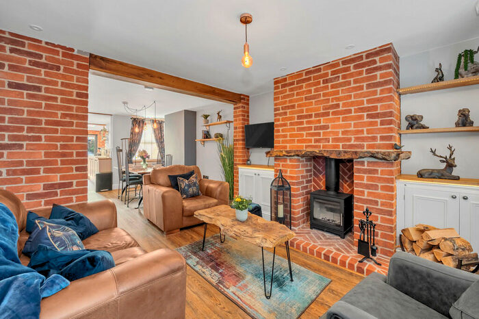 2 Bedroom Cottage To Rent In Bishops Road, Bury St. Edmunds, IP33