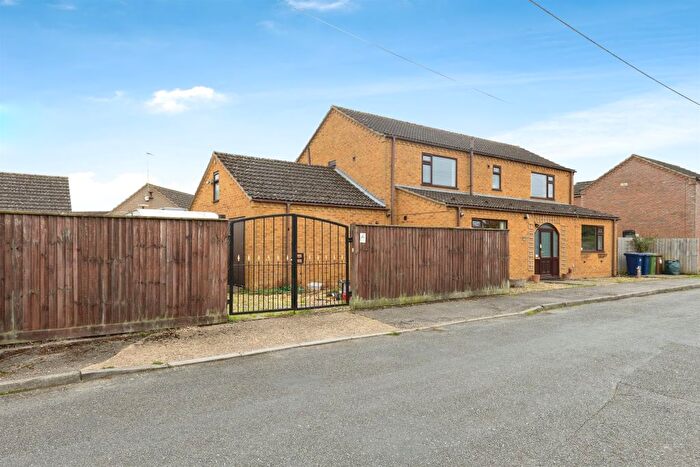 4 Bedroom Detached House For Sale In New Drove, Wisbech, PE13