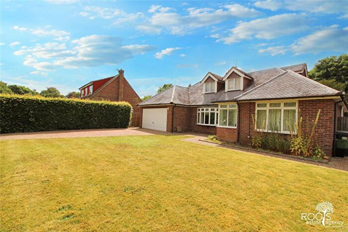 3 Bedroom Detached House For Sale In Deacons Lane, Hermitage, Thatcham, West Berkshire, RG18