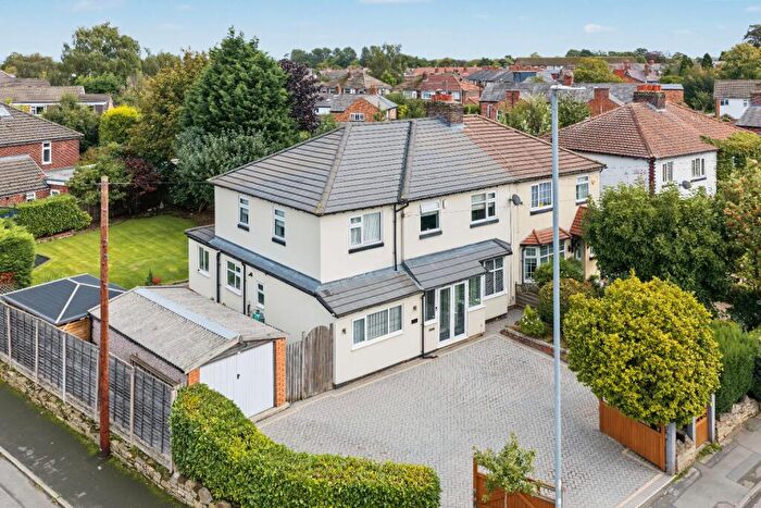 4 Bedroom Semi-Detached House For Sale In Carrington Lane, Sale, M33