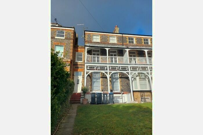 1 Bedroom Flat To Rent In Ramsgate Road, Thanet, Broadstairs CT10