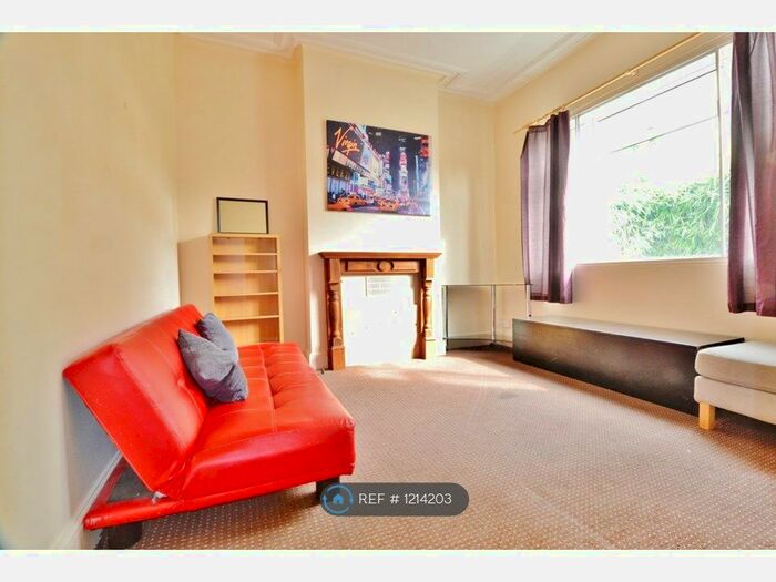 4 Bedroom Terraced House To Rent In Woodford Road, London, E7