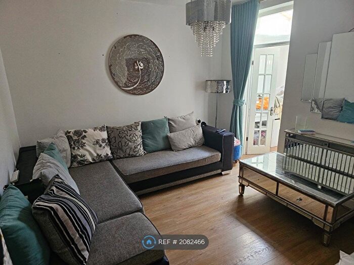 4 Bedroom Terraced House To Rent In Clarence Road, Grays, RM17