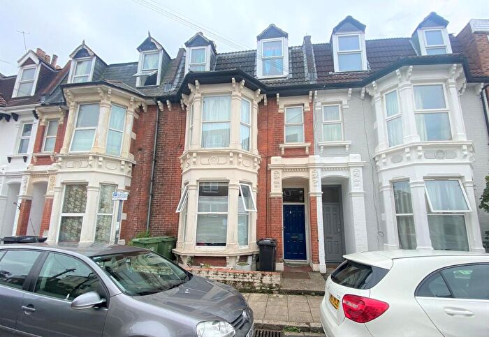2 Bedroom Flat To Rent In Auckland Road East, Southsea, Portsmouth, PO5