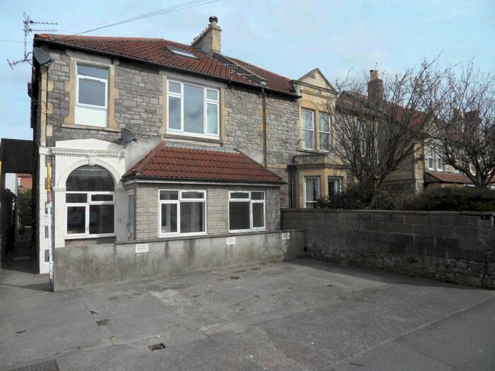 2 Bedroom Flat To Rent In Locking Road, Weston Super Mare, BS23