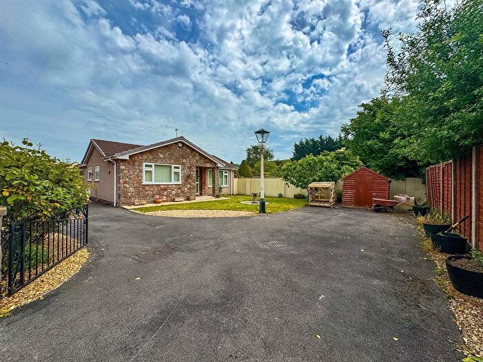 3 Bedroom Bungalow For Sale In Palmers Way, Hutton, Weston-Super-Mare, BS24