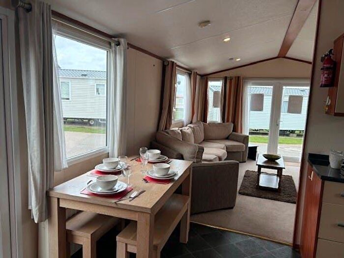 2 Bedroom Caravan For Sale In Harts Holiday Park, ME12